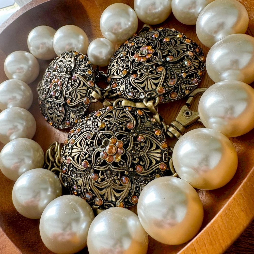 Gold Ornate Belt with Intricate Detailing